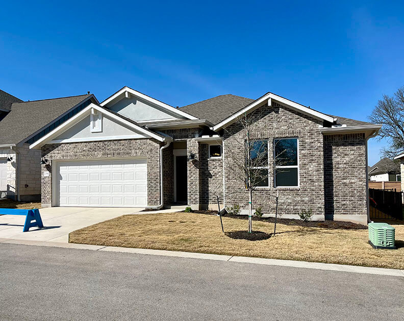 254 Brave Street Exterior Elevation Photo